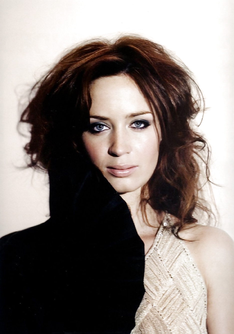 Emily Blunt #20189400