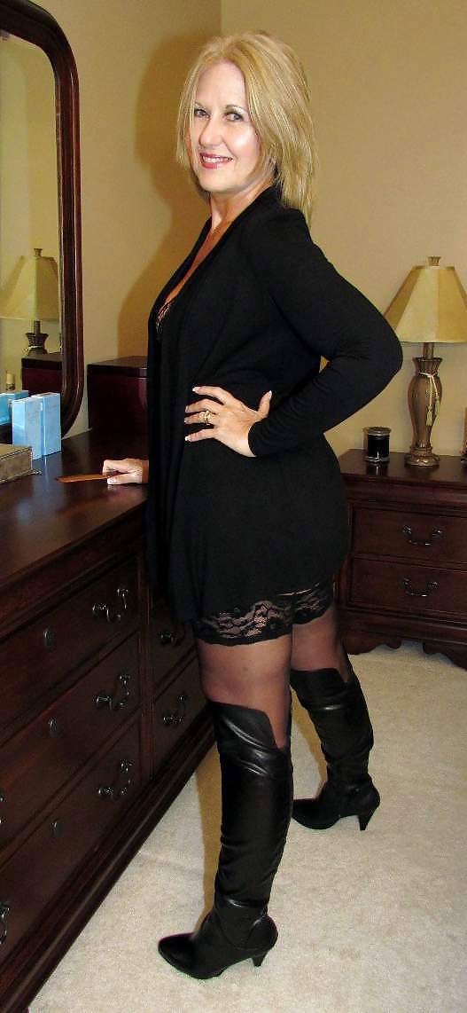 Botas y mujer - la combinación perfecta... (2)
 #19805206