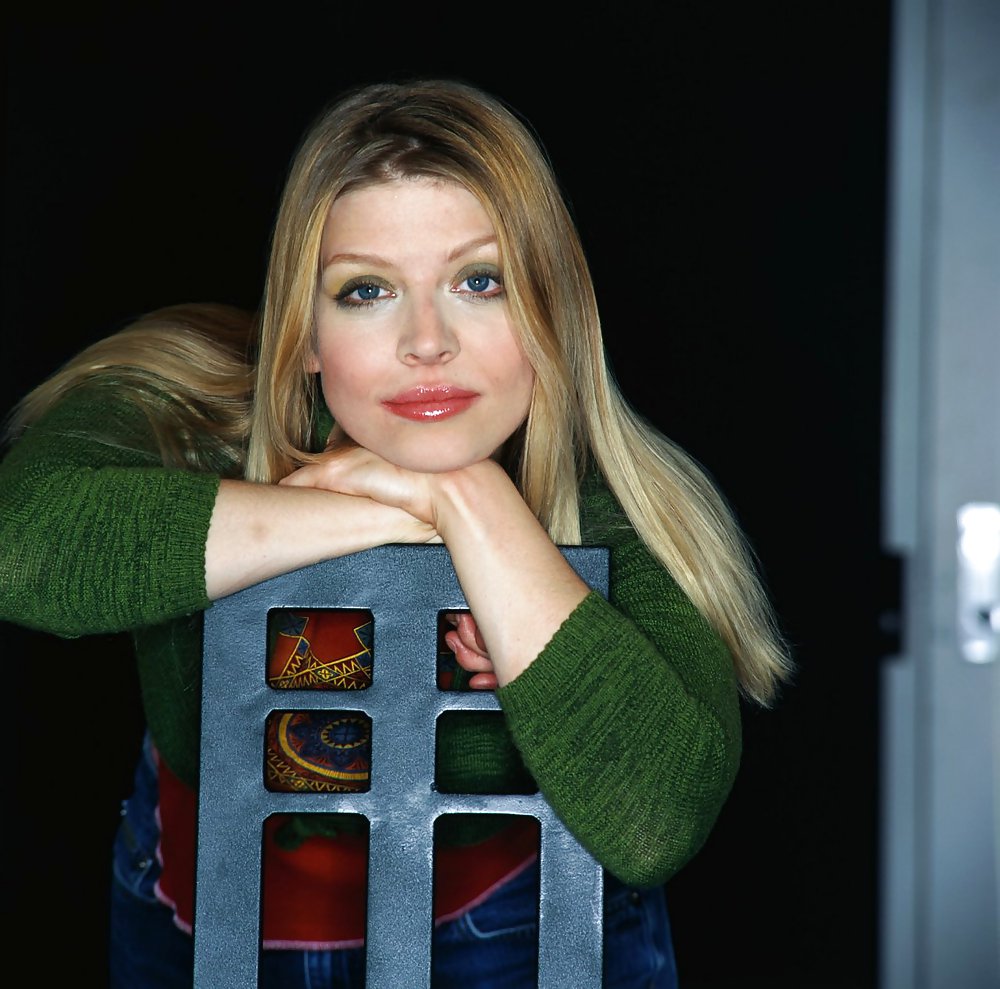 Amber Benson  #10081752