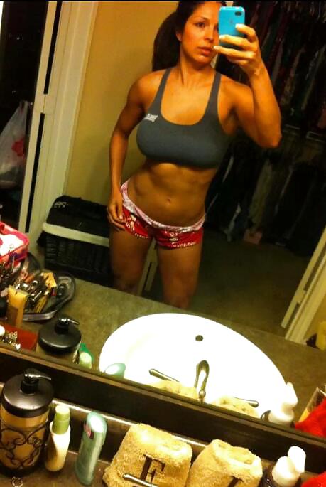 Les Femmes Selfshot De Remise En Forme #19645152