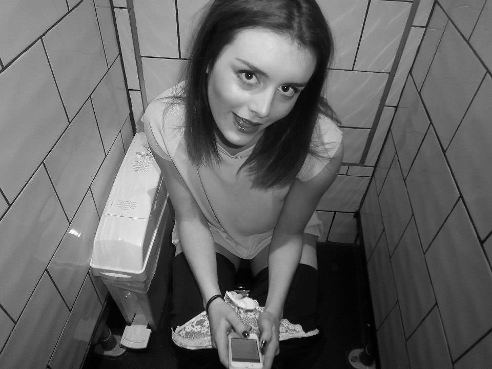 Facebook teens on toilet #16154591