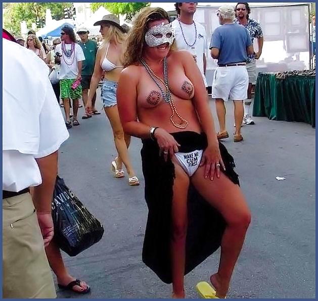 öffentliche Nacktheit: Blinkende Titten Und Fotze #5227573
