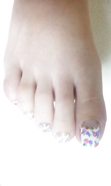 Rumi's toenail collection #19121530