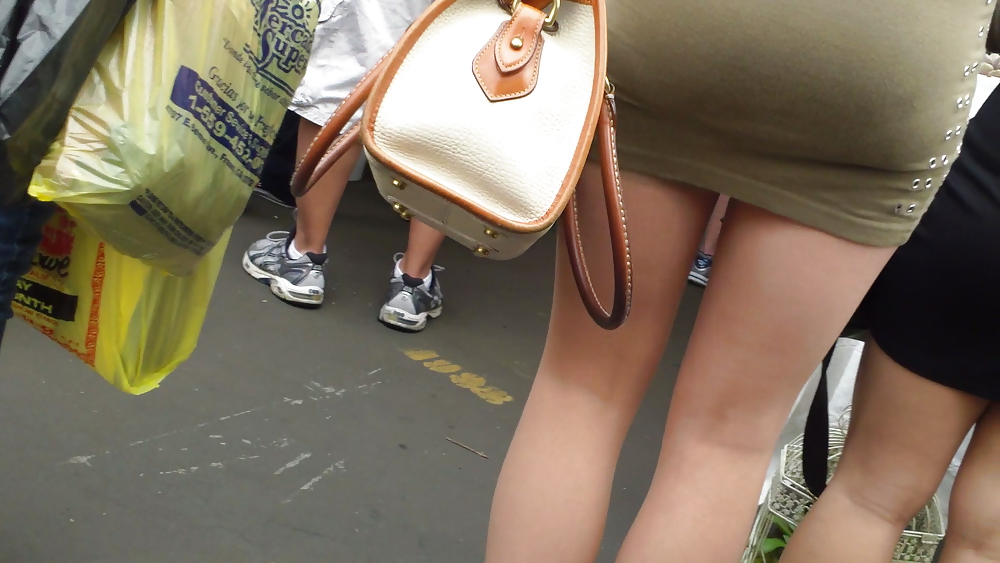 Teen girl in short tight skirt with nice ass & butt #9338355