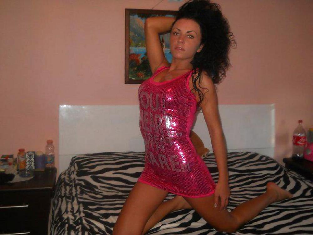 Ragazza rumena: andreea
 #19138885