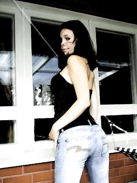 ジーンズ姿の女王たち
 #8861003