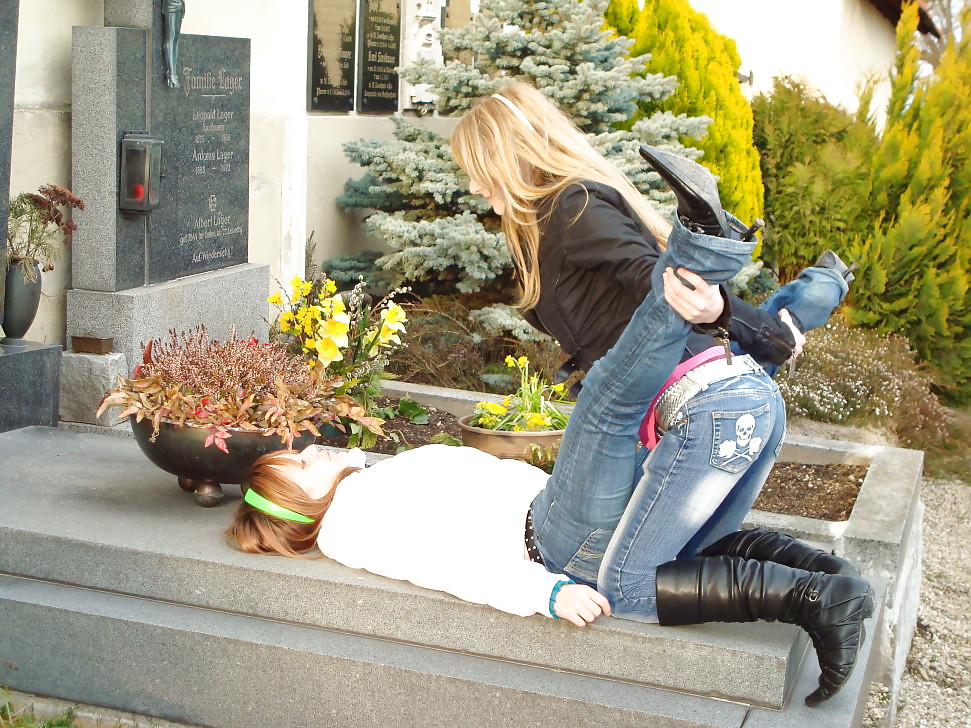 ジーンズ姿の女王たち
 #8861065