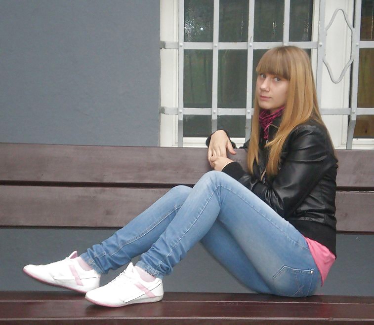 ジーンズ姿の女王たち
 #8861092