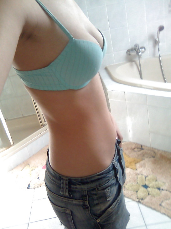 ジーンズ姿の女王たち
 #8861211