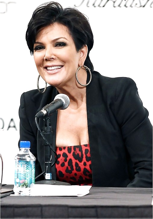 Kris jenner
 #18038779