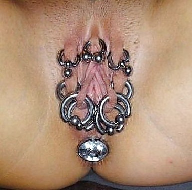 PIERCED PUSSY !! #5104370