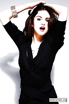 Selena Gomez 4  #4490508