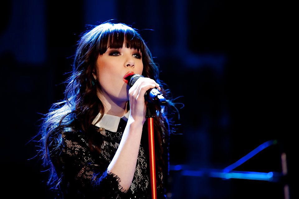 Carly rae jepsen
 #16436772