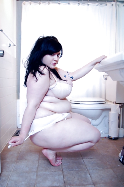 Chicas grandes divirtiéndose
 #4979208