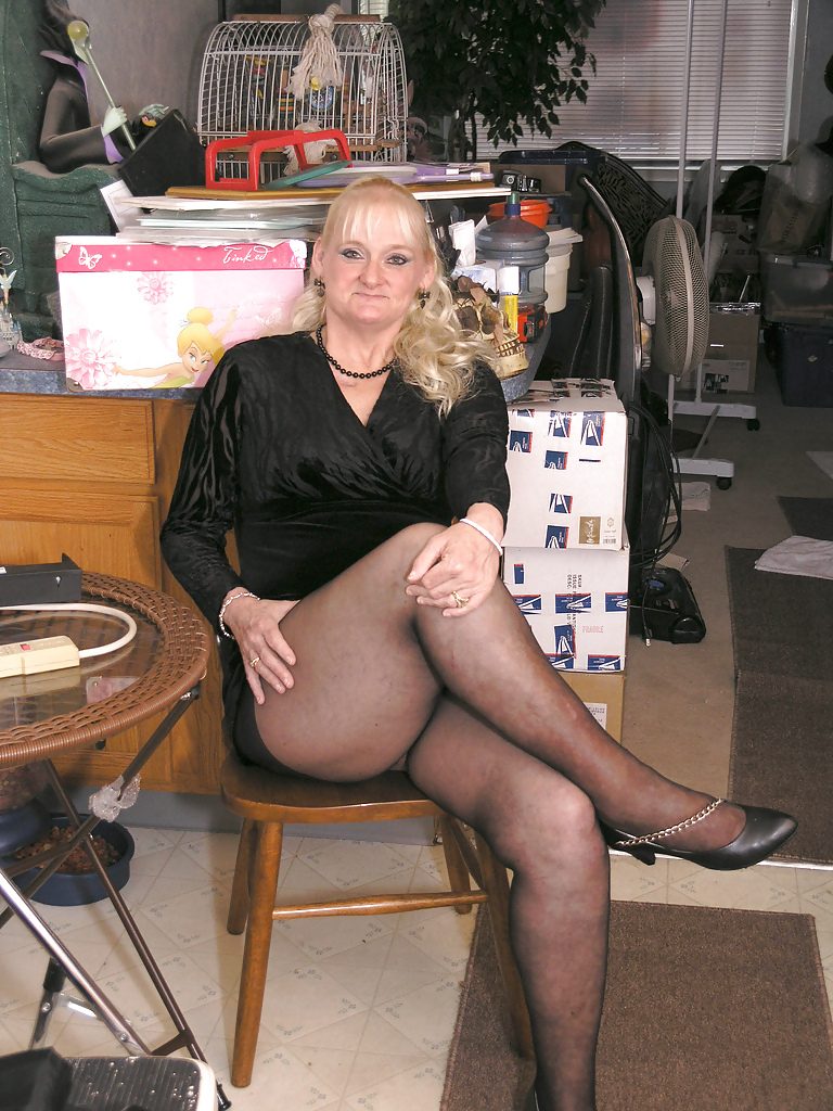 Madura caliente 08
 #7675289