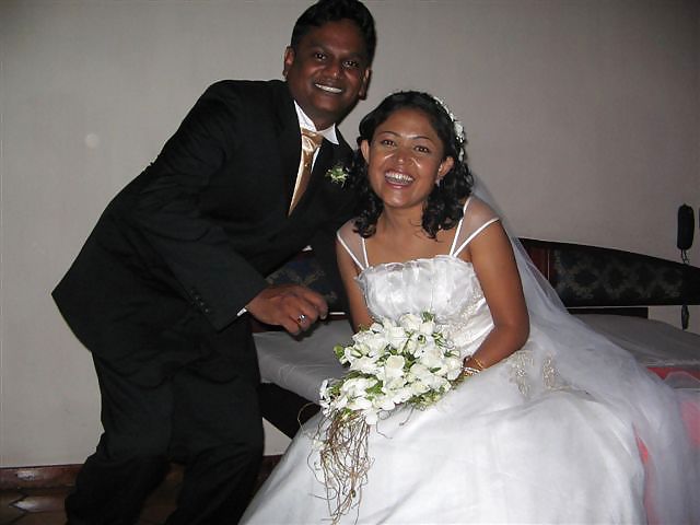 Srilankan wedding couple
 #15962377