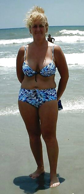 Trajes de baño bikinis sujetadores bbw maduro vestido joven grande enorme - 43
 #10488830