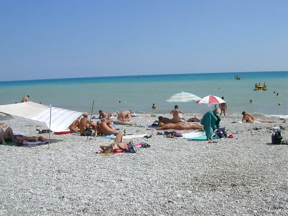 Sono un nudista della spiaggia
 #1297386