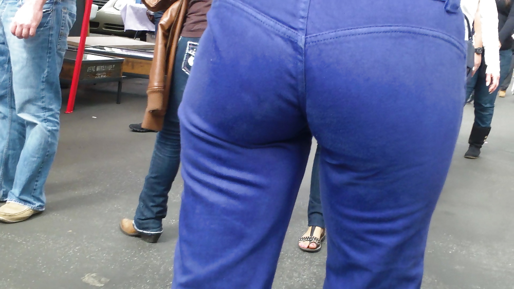 Beautiful teen butt & ass in jeans up close  #7339137