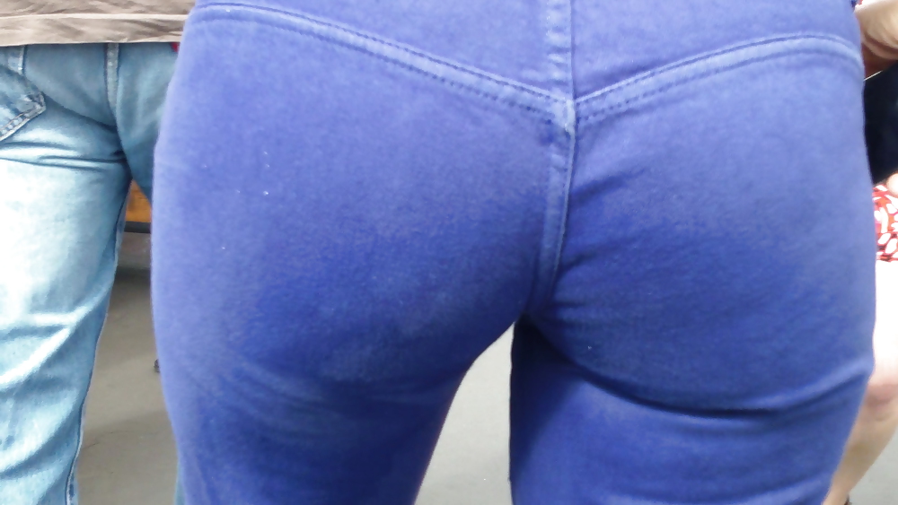 Beautiful teen butt & ass in jeans up close  #7339243