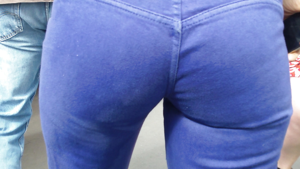 Beautiful teen butt & ass in jeans up close  #7339300