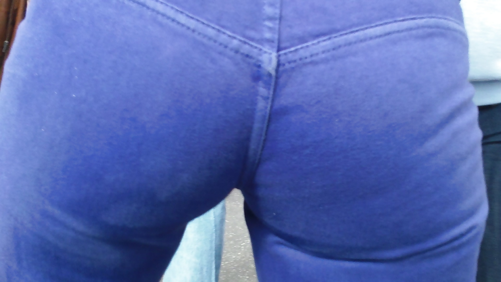 Beautiful teen butt & ass in jeans up close  #7339401
