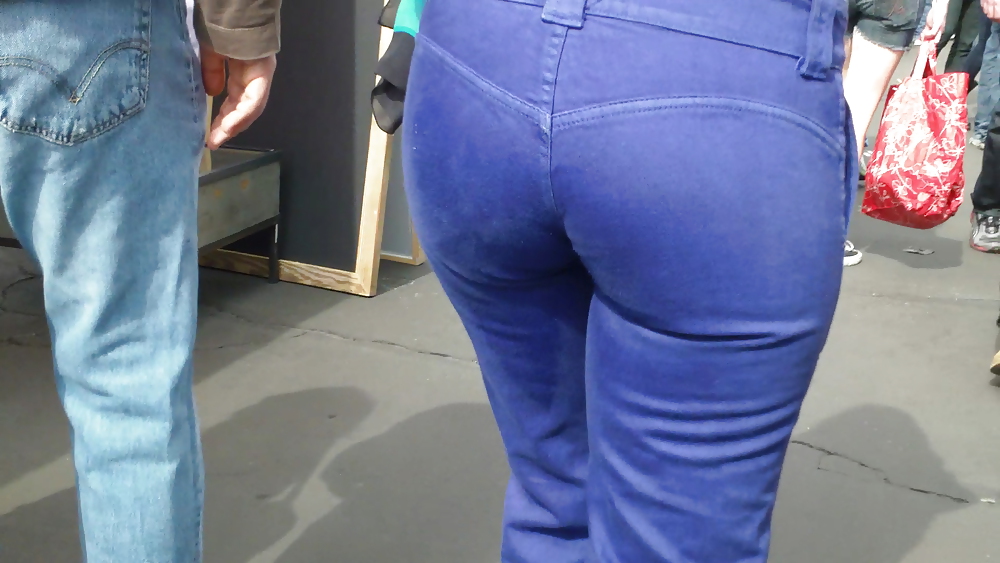 Beautiful teen butt & ass in jeans up close  #7339582