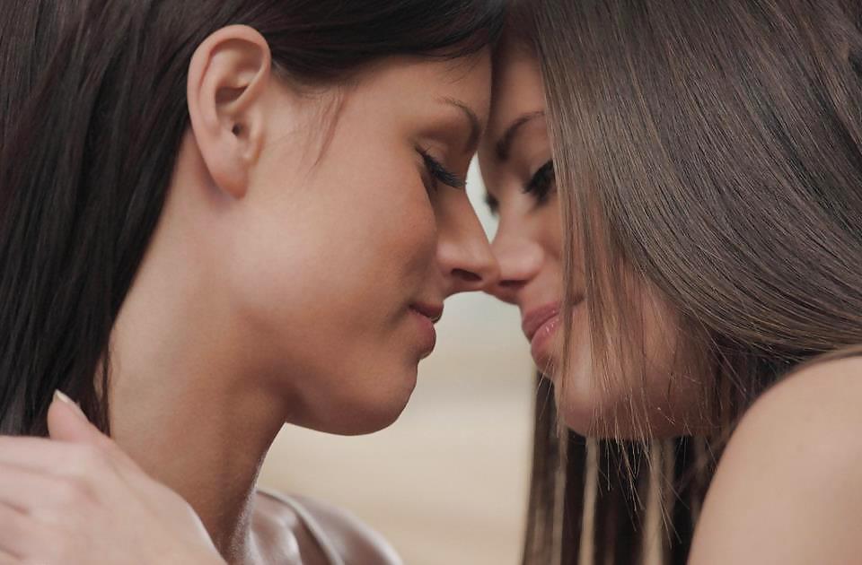 Lesbian Kisses 2 #21865417