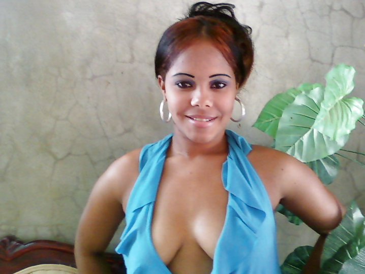 Dominikanische Frau #7056228
