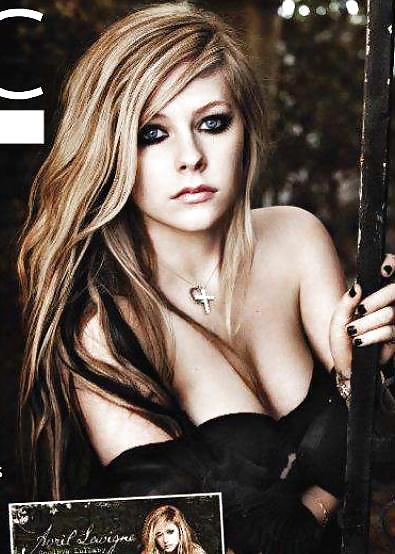 Avril Lavigne 5
 #3600415