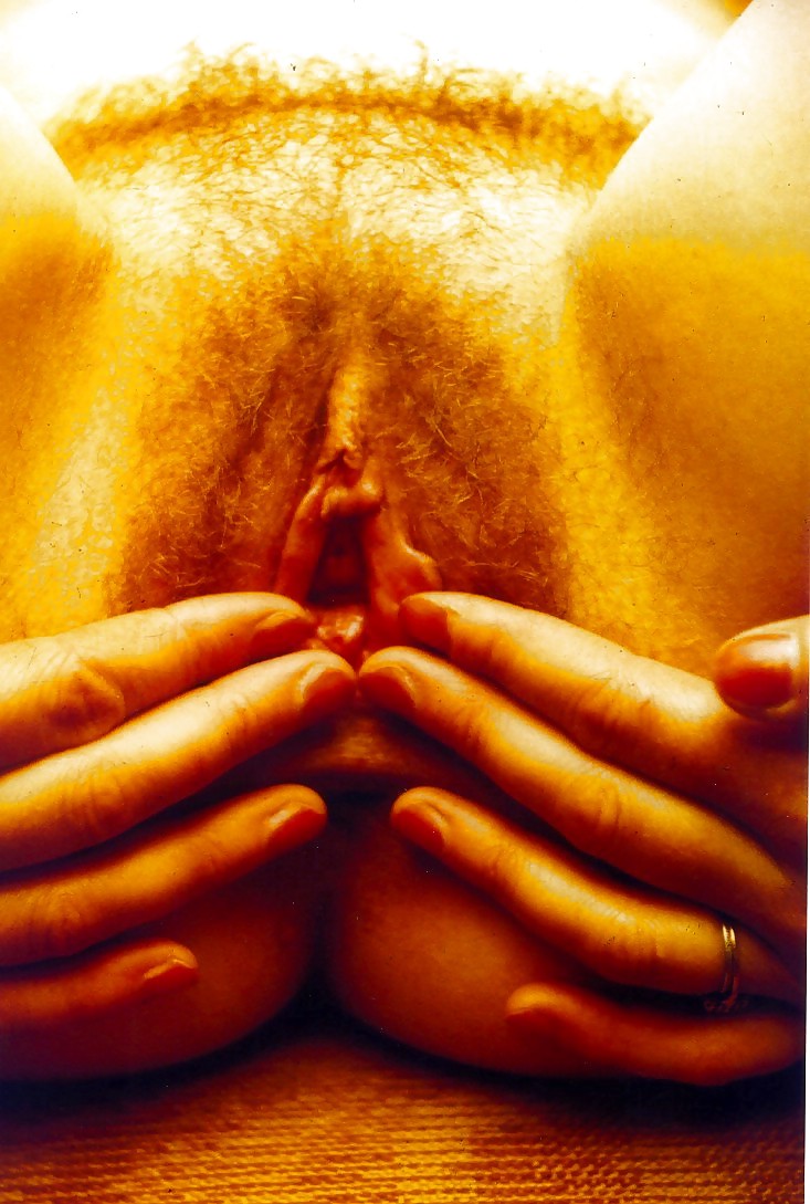 Meine frau
 #3079580