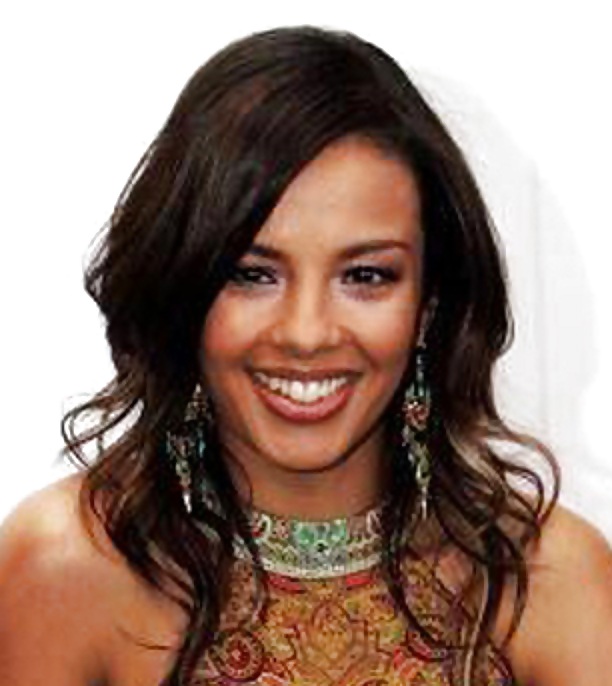 Liz bonnin gran polla chupar los labios
 #11367388