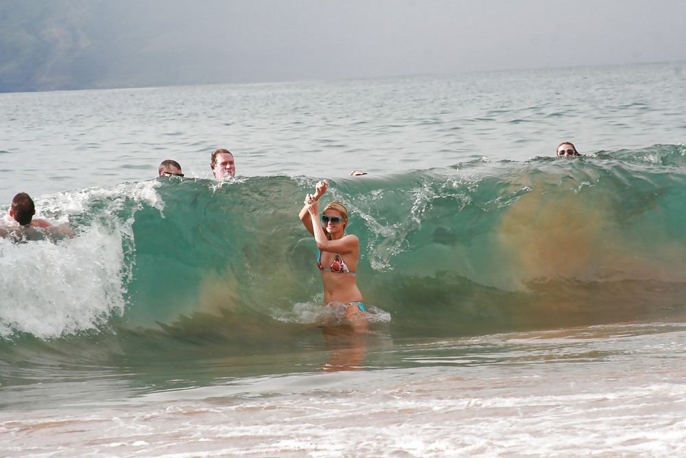Paris Hilton Bikini Candids in Hawaii #2282191