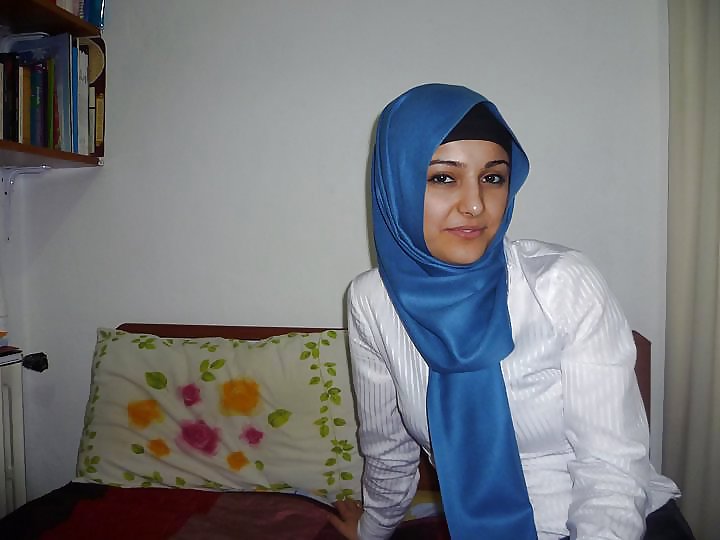 Turbanli hijab árabe, turco, asiático desnudo - no desnudo 14
 #15595792