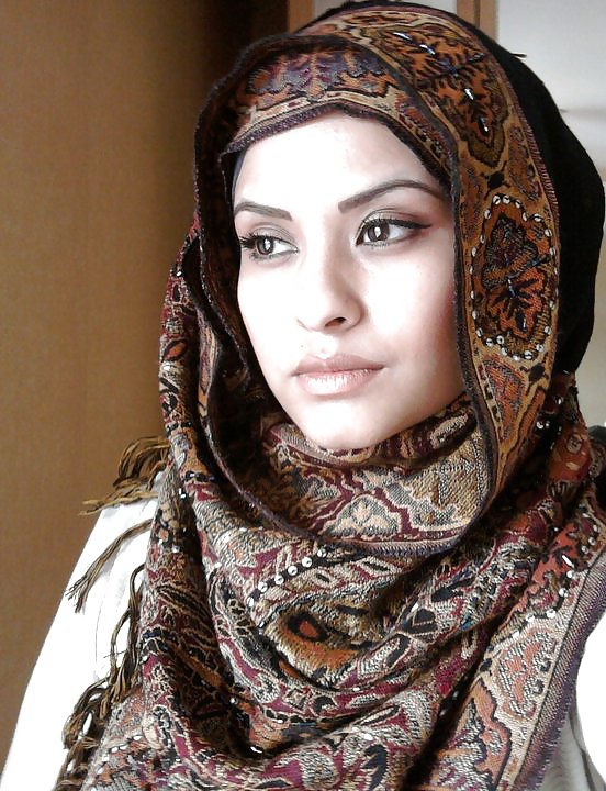 Firdousa milf in hijab #4226243