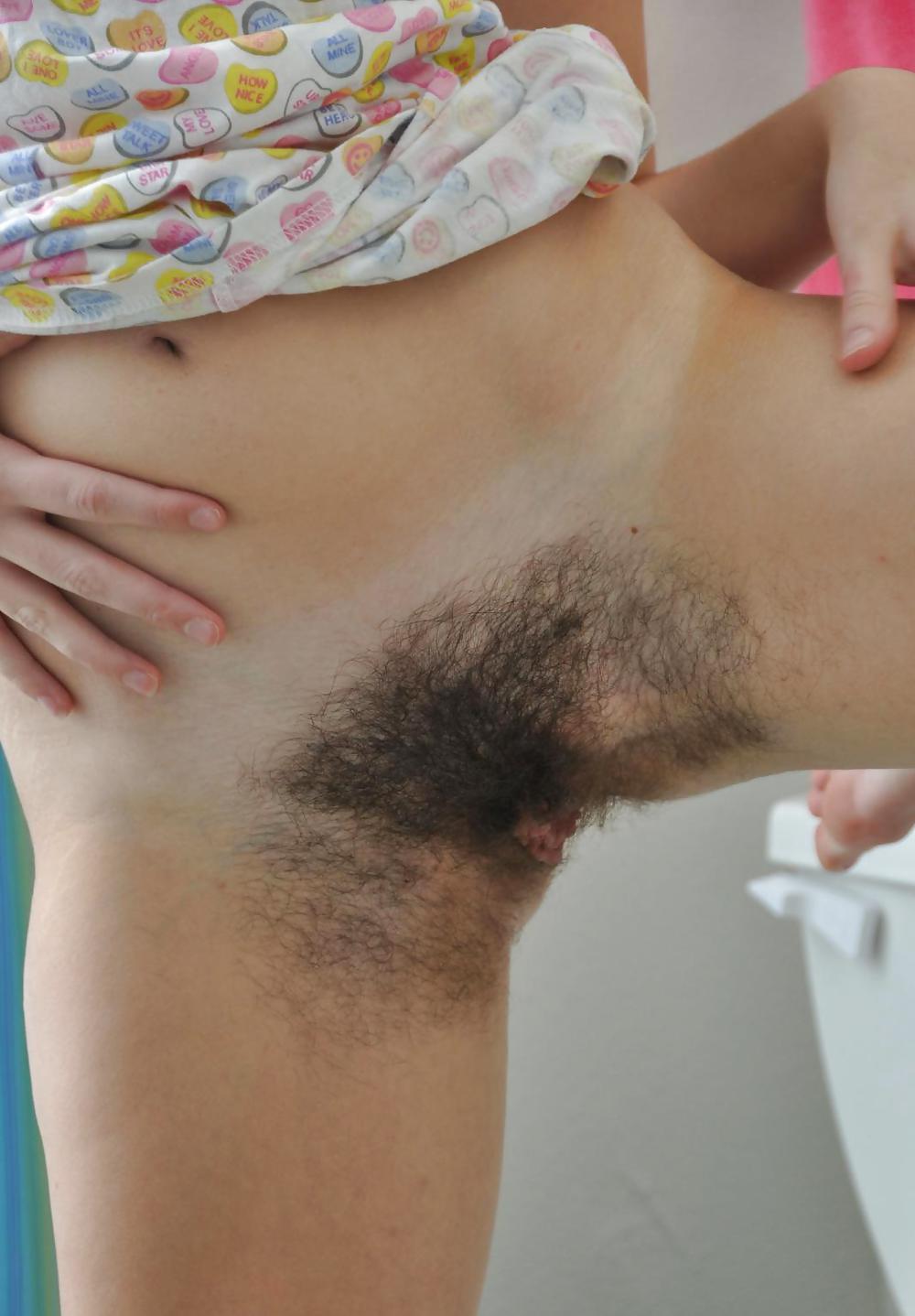 Beryl Has a Sweet Smile And Lots of Sensuality - Jotha Hele #22173248