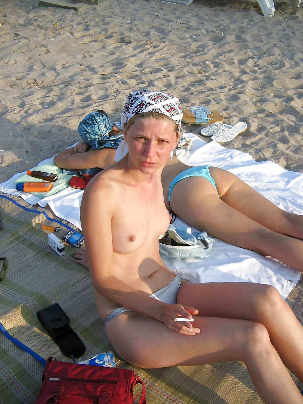 Amateur teen topless on the beach #12823960