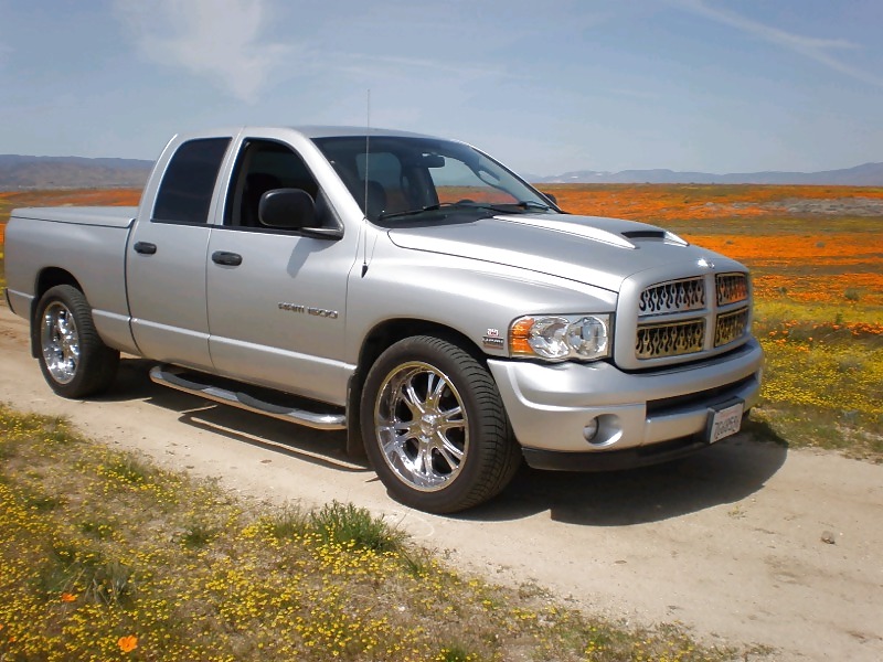 私の2003年ダッジヘミトラック
 #12823252