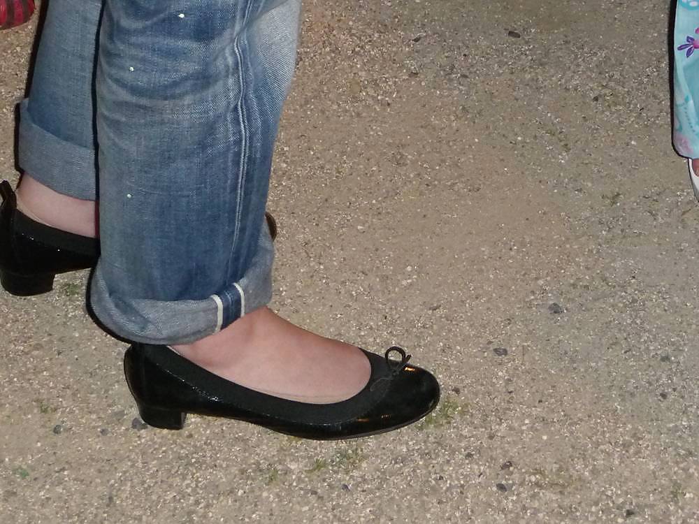 Japanese Candids - feet on the street 19
 #6975497