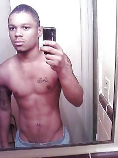 Tre
 #2393534