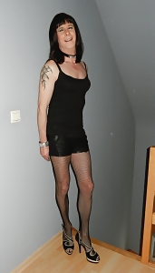 Crossdresser1
 #18749802