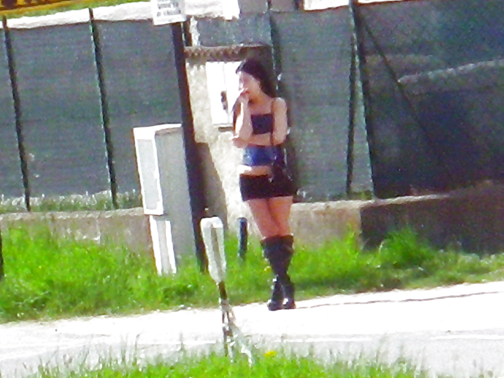 Putas con botas 2
 #15106974