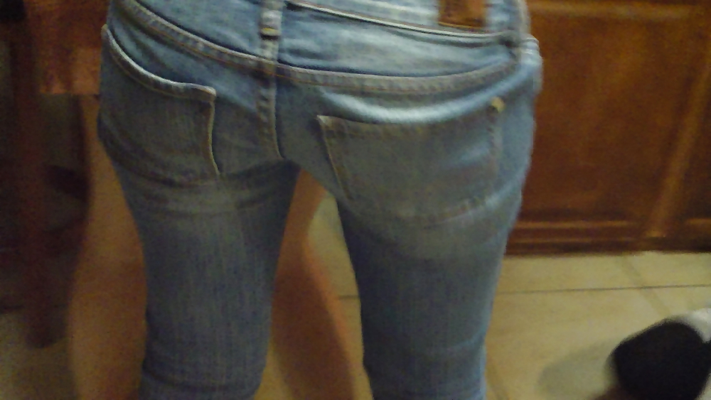 Sexy teen butts in tight ass jeans  #7408342