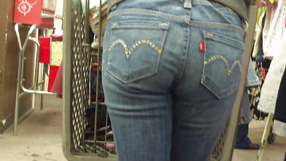 Sexy teen butts in tight ass jeans  #7408989