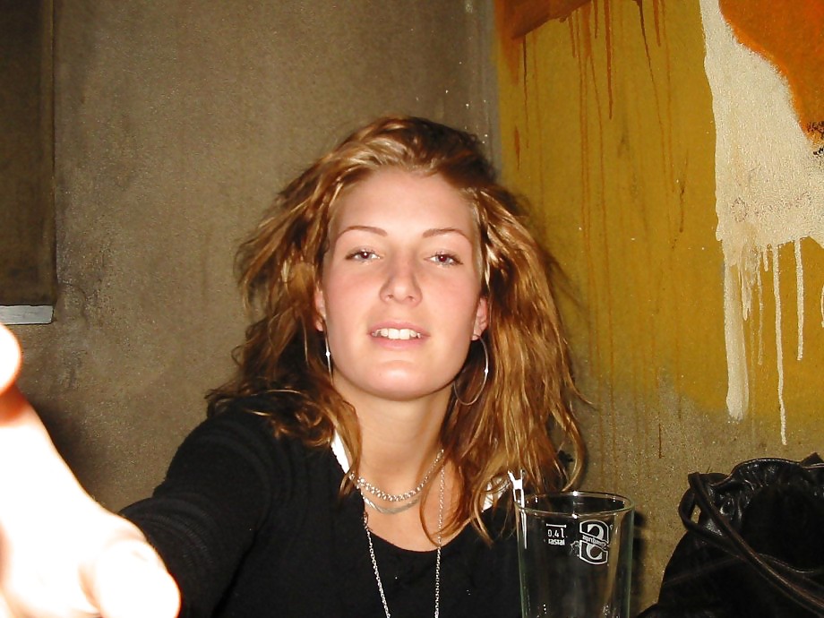 1. Strippoker Party vom Sohn - wurde spater besser ! #4193976