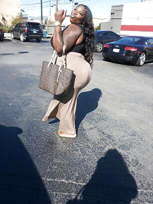 Noonie gabbie
 #15342077