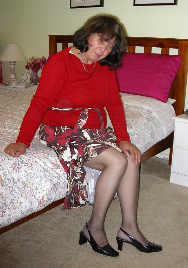 SLUT WIFE WEARING HEELS #4973758