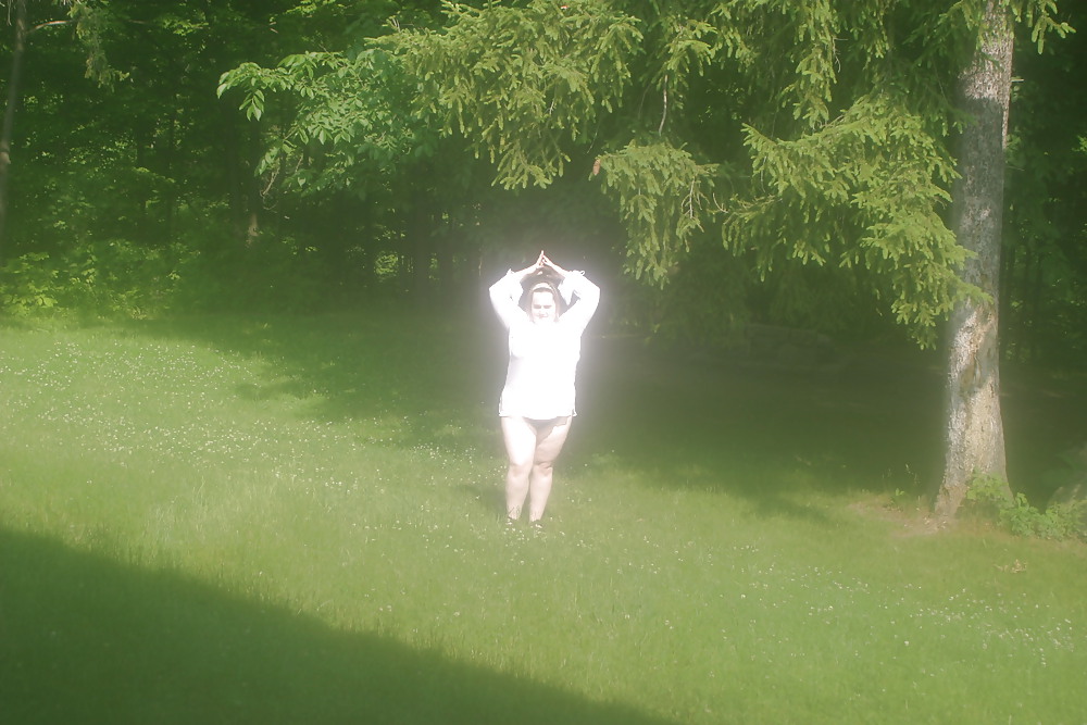 Kaylee mostrando tanga en el parque
 #10878976