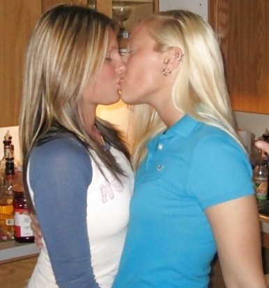 Amateur kissing lesbian girl #903252