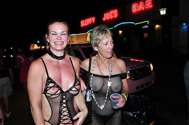 The Housewife 191 #8451364